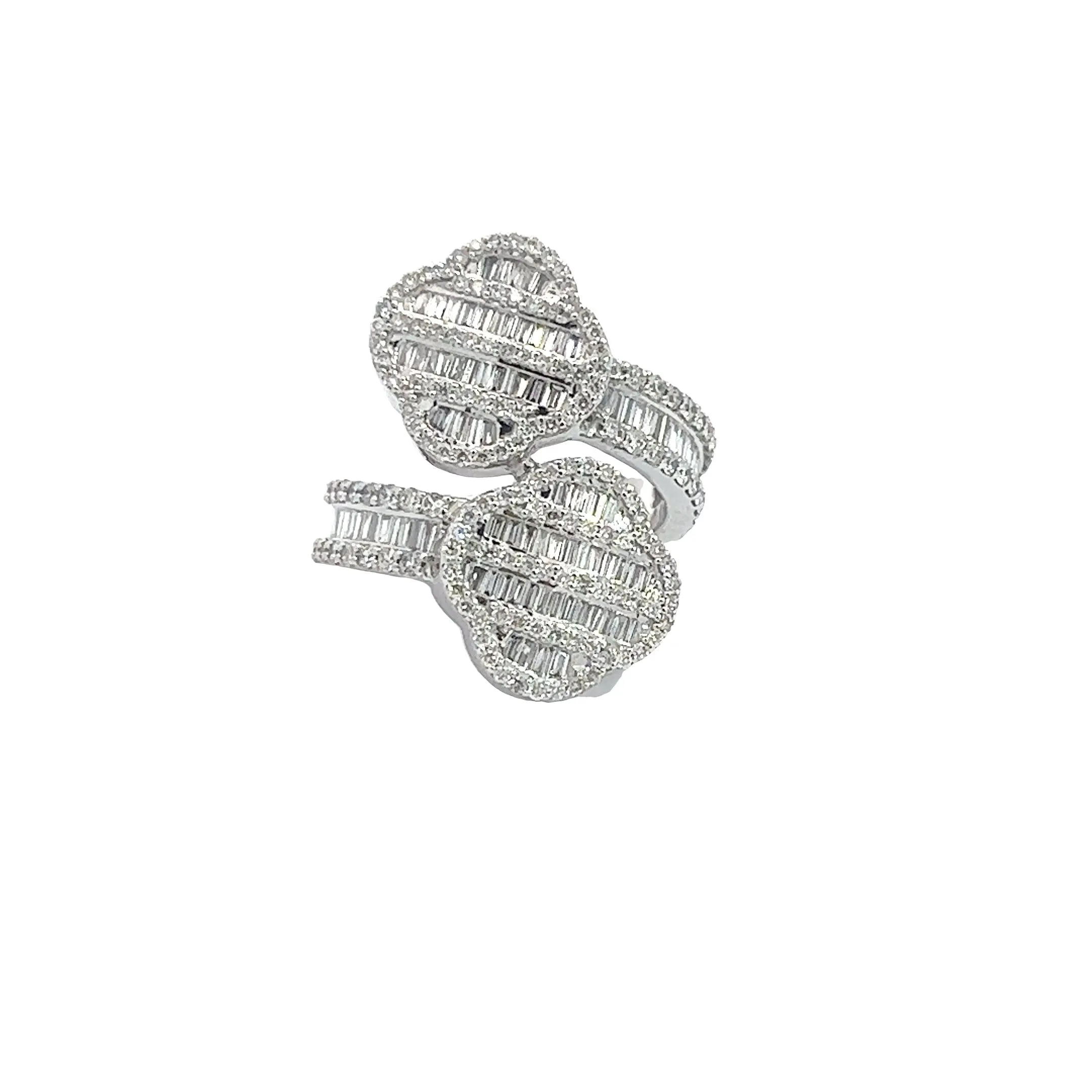 10K GOLD ROUND AND BAGUETTE DIAMOND CLOVER BYPASS RING 1.77 CT