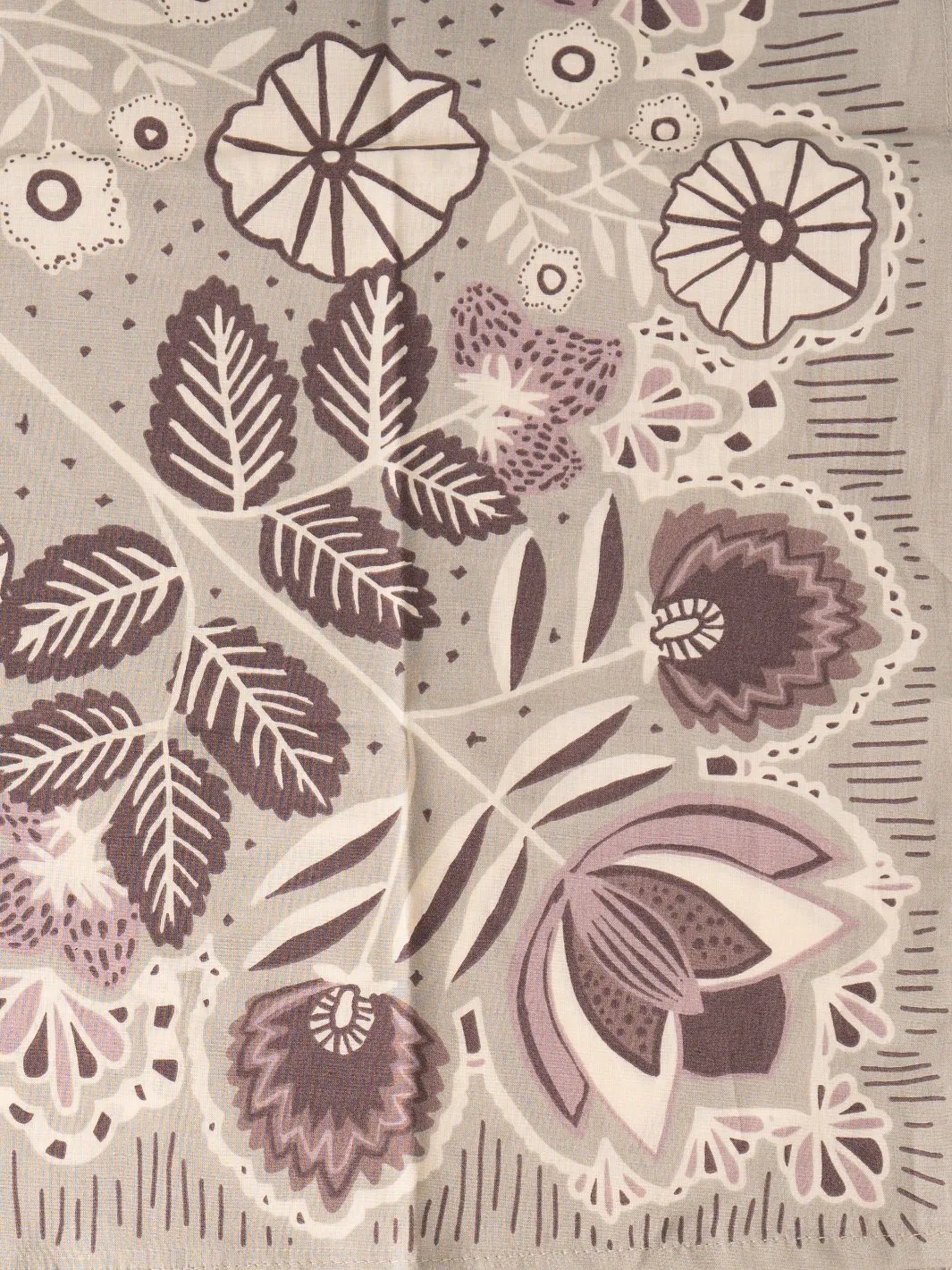 Esther Bandana